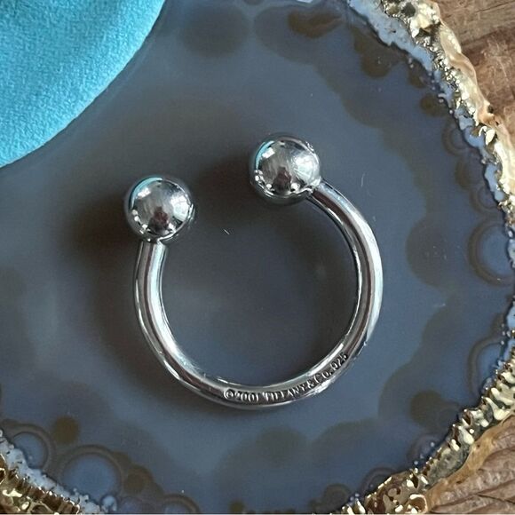 Authentic Tiffany & Co.® Key Ring in Sterling Silver - Beautiful! - Picture 4 of 5